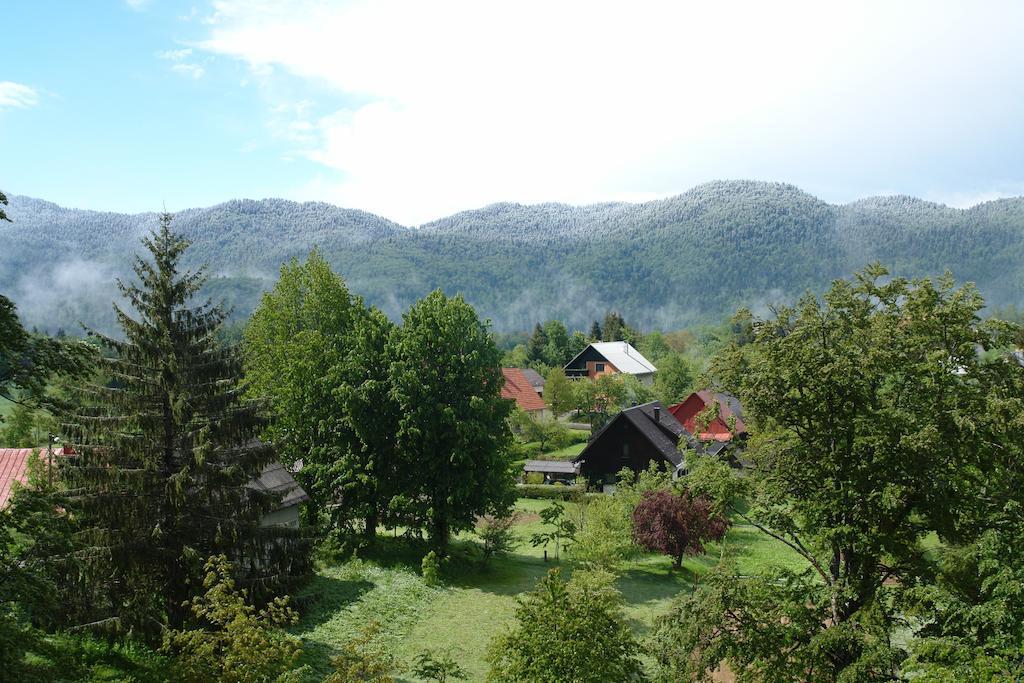 Kod Korita Rooms Crni Lug Exterior foto