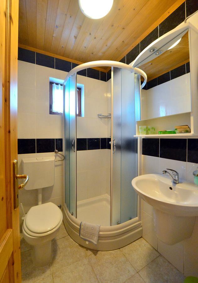 Kod Korita Rooms Crni Lug Exterior foto